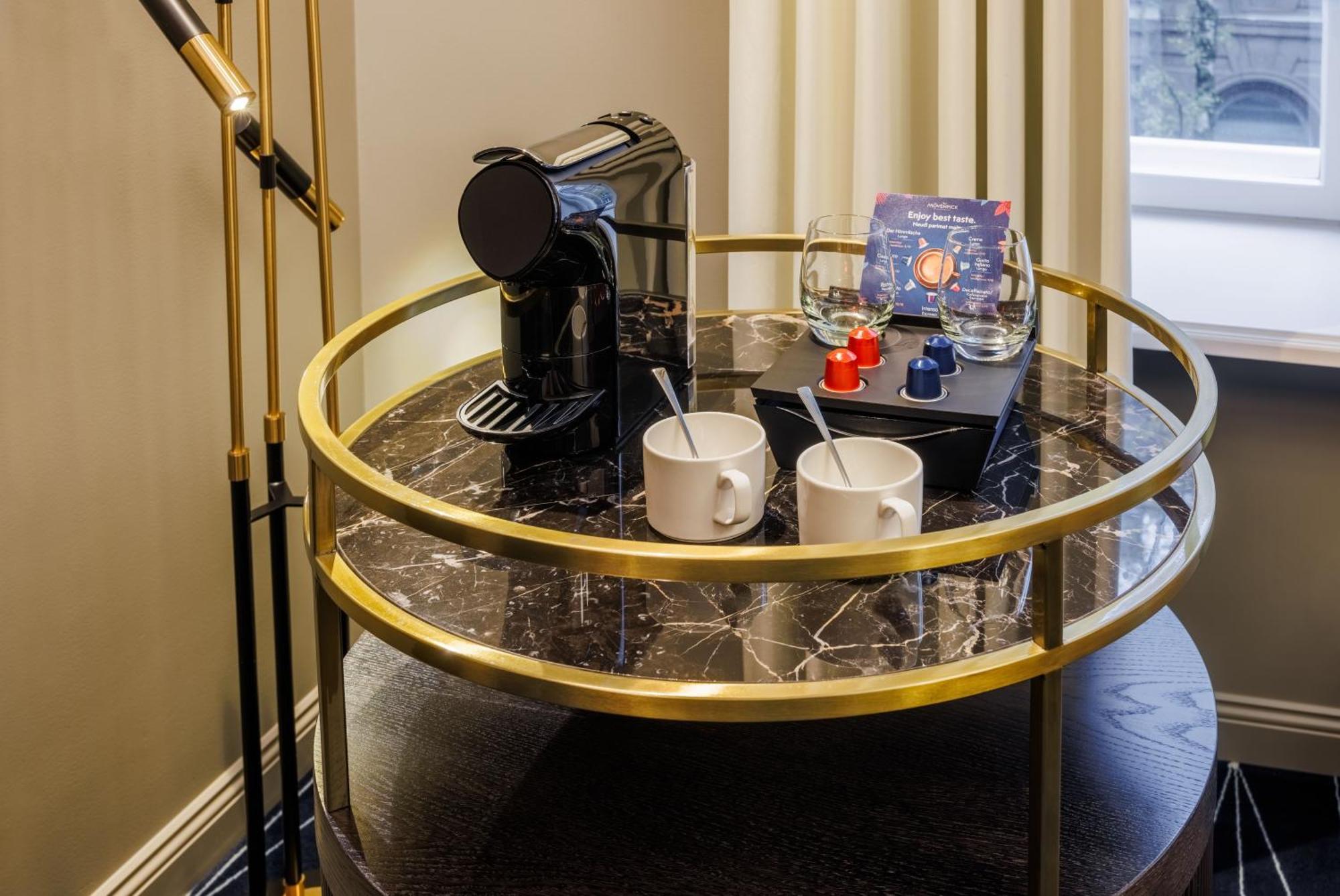 Movenpick Hotel タリン エクステリア 写真