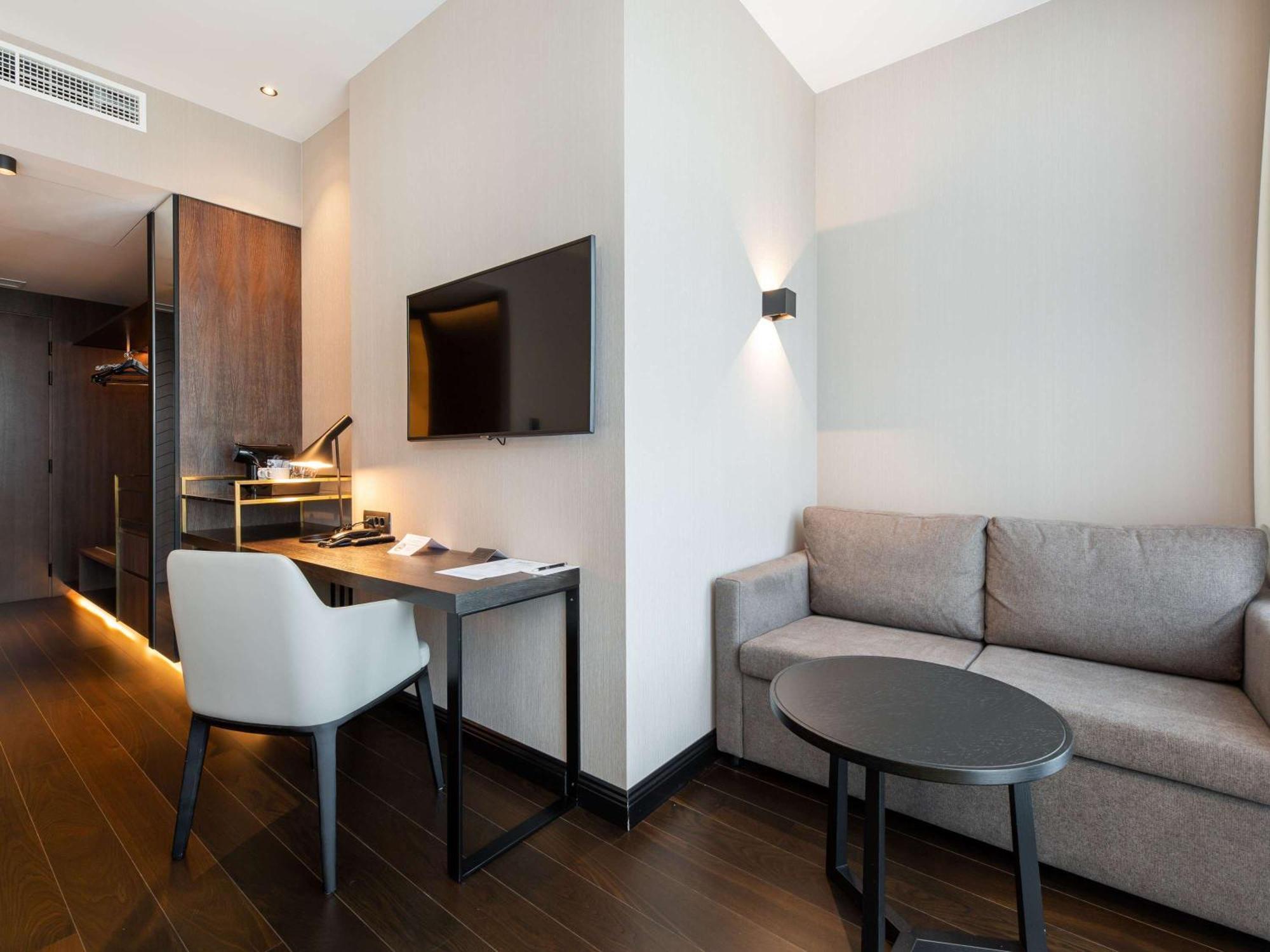 Movenpick Hotel タリン エクステリア 写真
